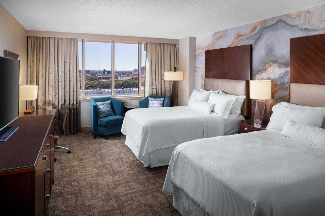 The Westin Harbor Golf & Savannah